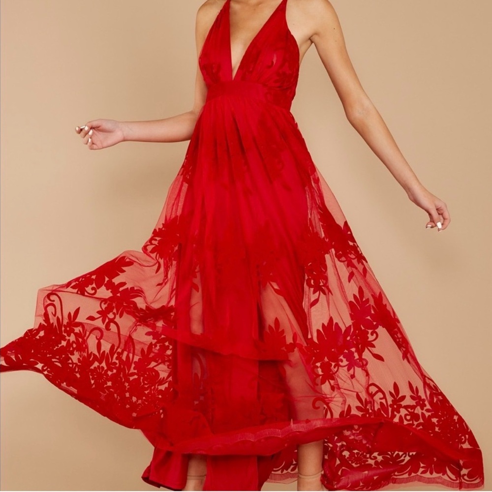 Windsor Morgan Red Floral Dress